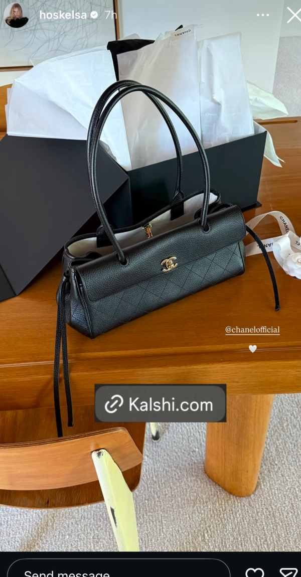 Influencer story frame eight